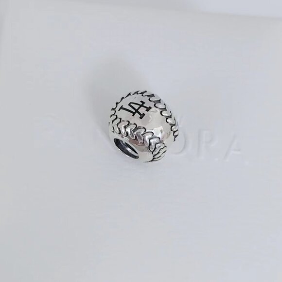 Pandora Los Angeles Dodgers Engraved Baseball Charm S925 Silver with box - Picture 4 of 6